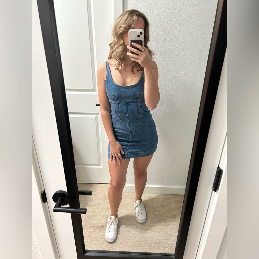 TILLYS RSQ JEAN DRESS